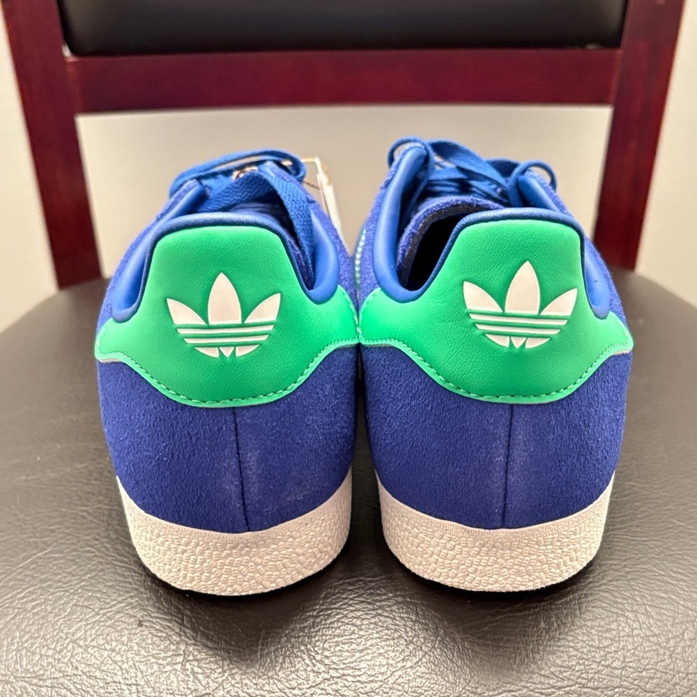 New Men’s Adidas Gazelle Royal Blue with Green Stripes Sneakers Shoes Size 8 1/2 - Picture 4 of 7